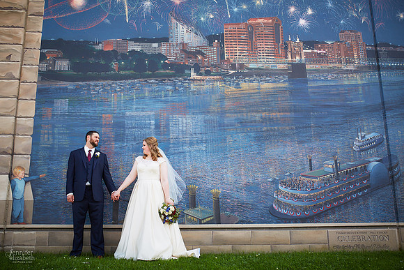 Melissa & Charles: Cincinnati Marriott Rivercenter Wedding
