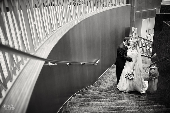Melissa & Charles: Cincinnati Marriott Rivercenter Wedding