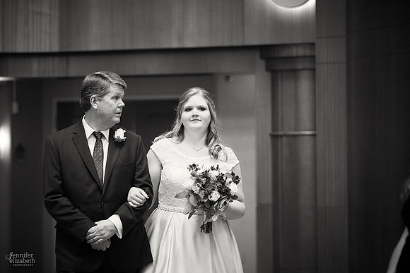 Melissa & Charles: Cincinnati Marriott Rivercenter Wedding