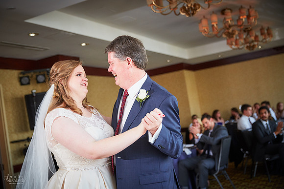 Melissa & Charles: Cincinnati Marriott Rivercenter Wedding