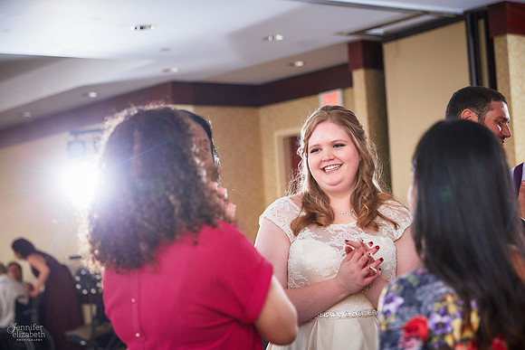 Melissa & Charles: Cincinnati Marriott Rivercenter Wedding