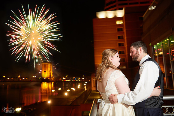 Melissa & Charles: Cincinnati Marriott Rivercenter Wedding