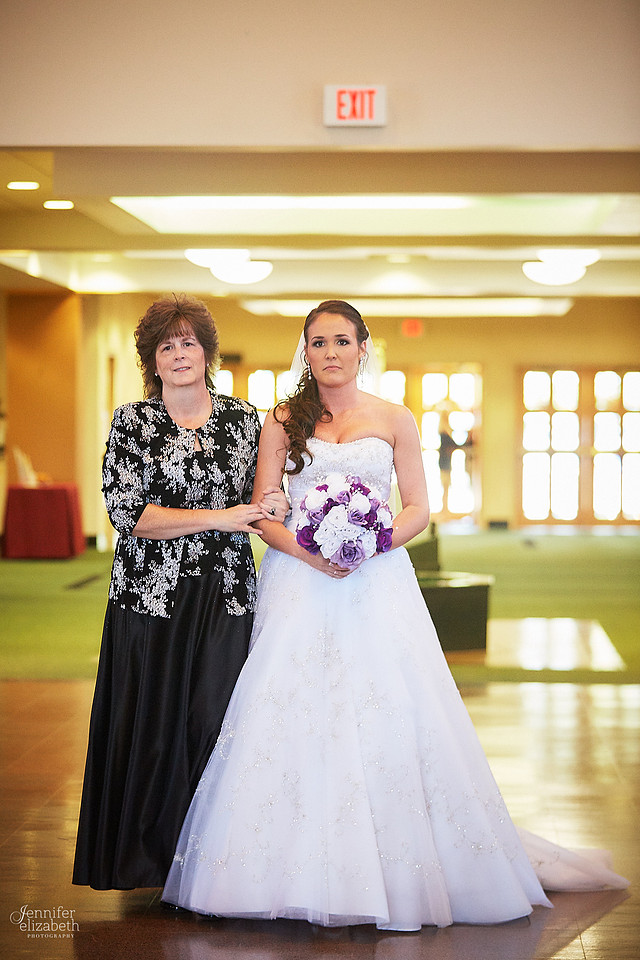 Allie & Brian: Bertram Inn Wedding in Aurora, Ohio