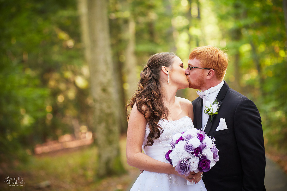 Allie & Brian: Bertram Inn Wedding in Aurora, Ohio