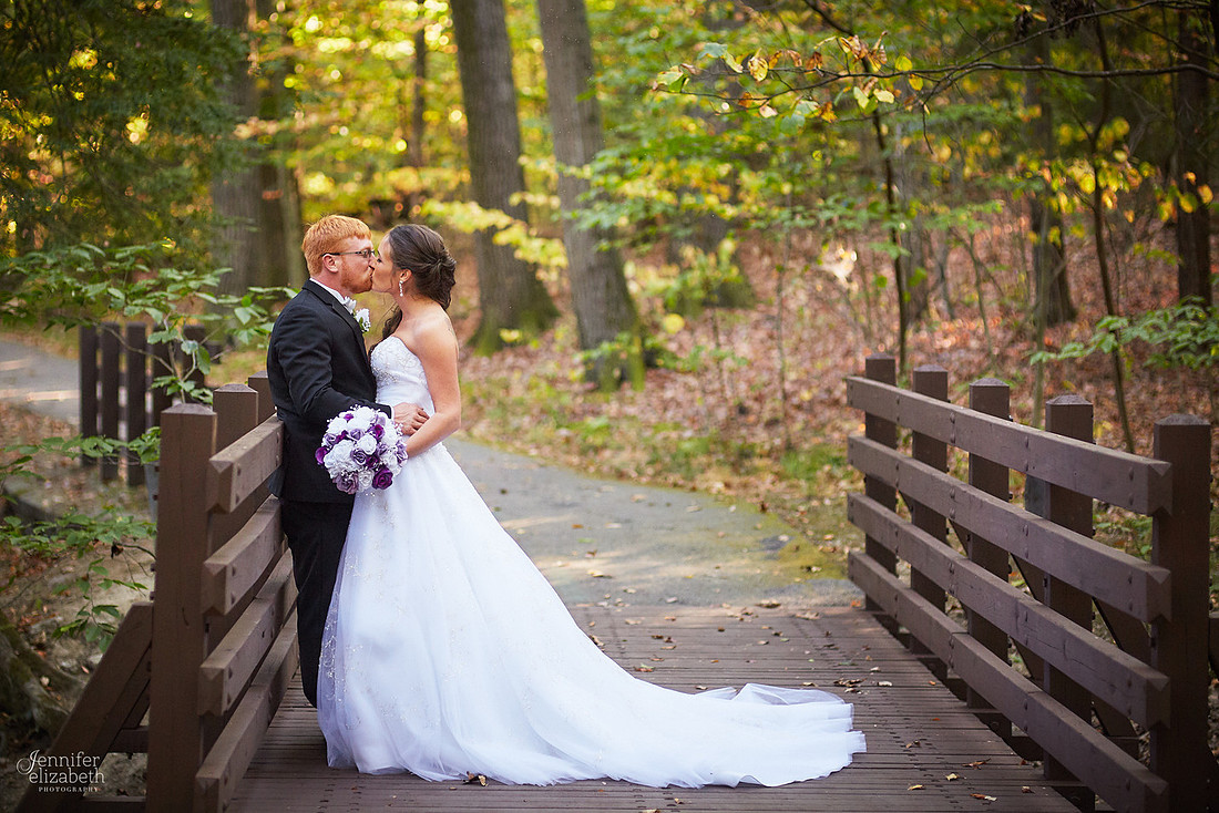 Allie & Brian: Bertram Inn Wedding in Aurora, Ohio