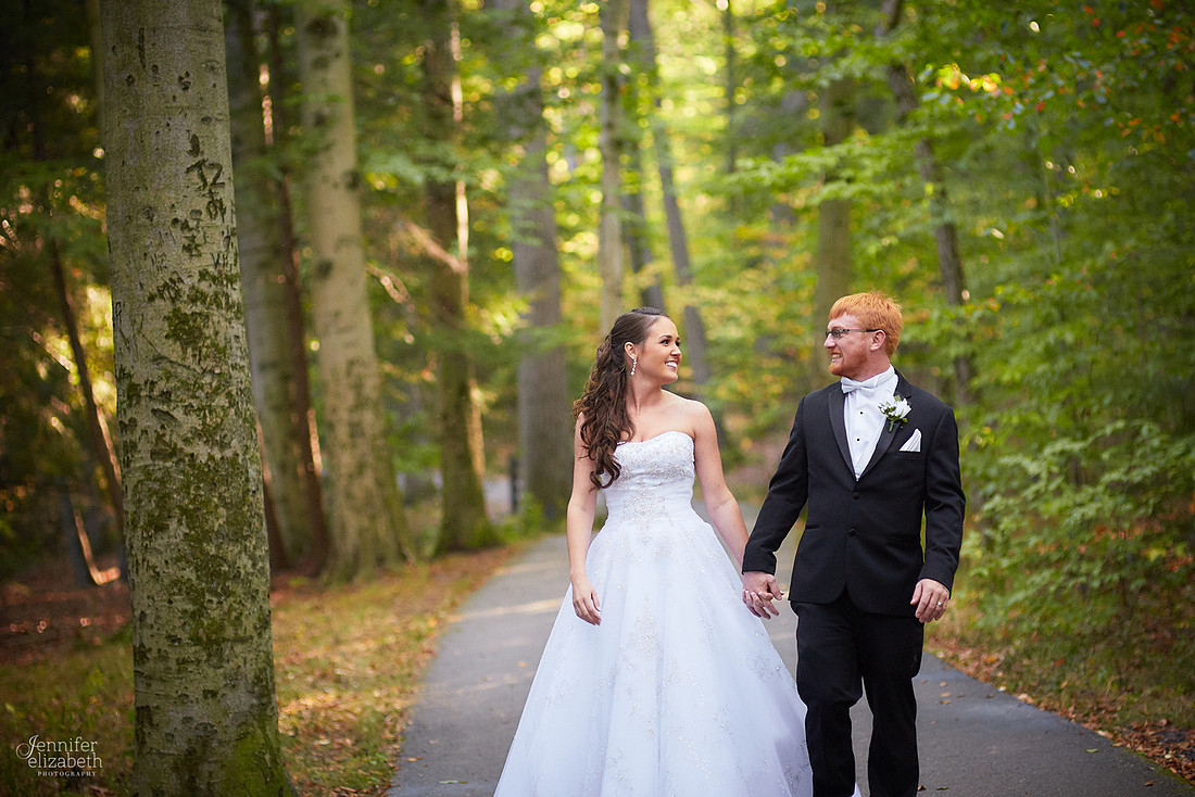 Allie & Brian: Bertram Inn Wedding in Aurora, Ohio