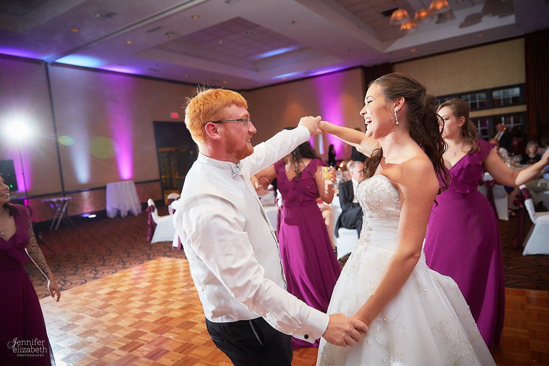 Allie & Brian: Bertram Inn Wedding in Aurora, Ohio