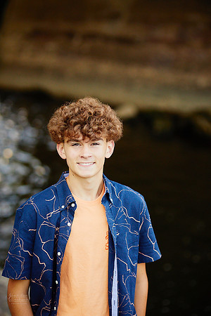 Cohen: Senior Session at Franklin Mills Riveredge Park and Stow-Munroe Falls High School