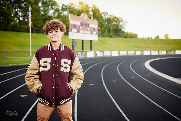 Cohen: Senior Session at Franklin Mills Riveredge Park and Stow-Munroe Falls High School