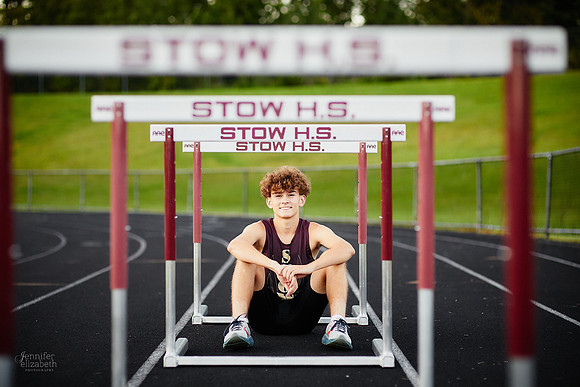 Cohen: Senior Session at Franklin Mills Riveredge Park and Stow-Munroe Falls High School