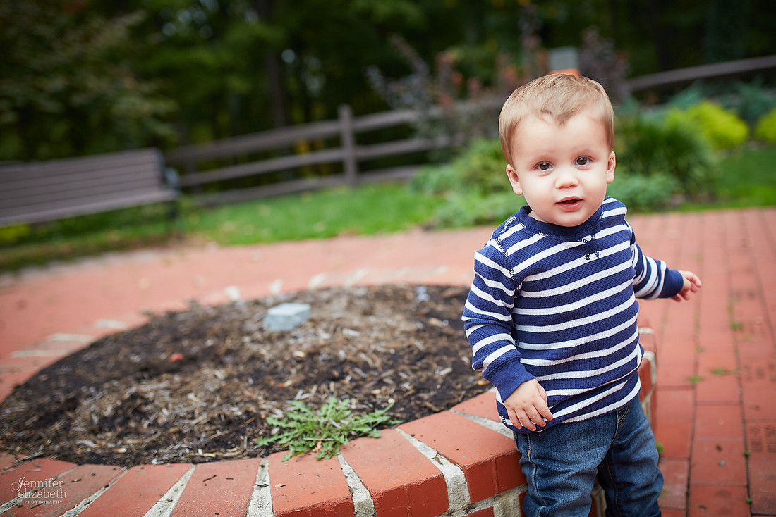 The V Family: Portrait Session in David Fortier Park
