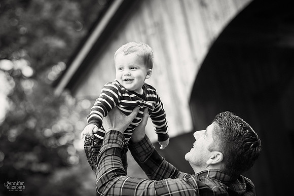 The V Family: Portrait Session in David Fortier Park