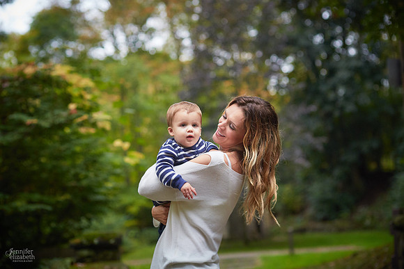 The V Family: Portrait Session in David Fortier Park