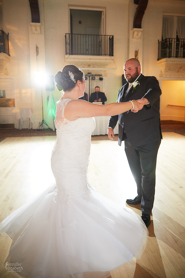 Megan & Rich's Fall Cleveland Wedding in Willoughby and The Flats