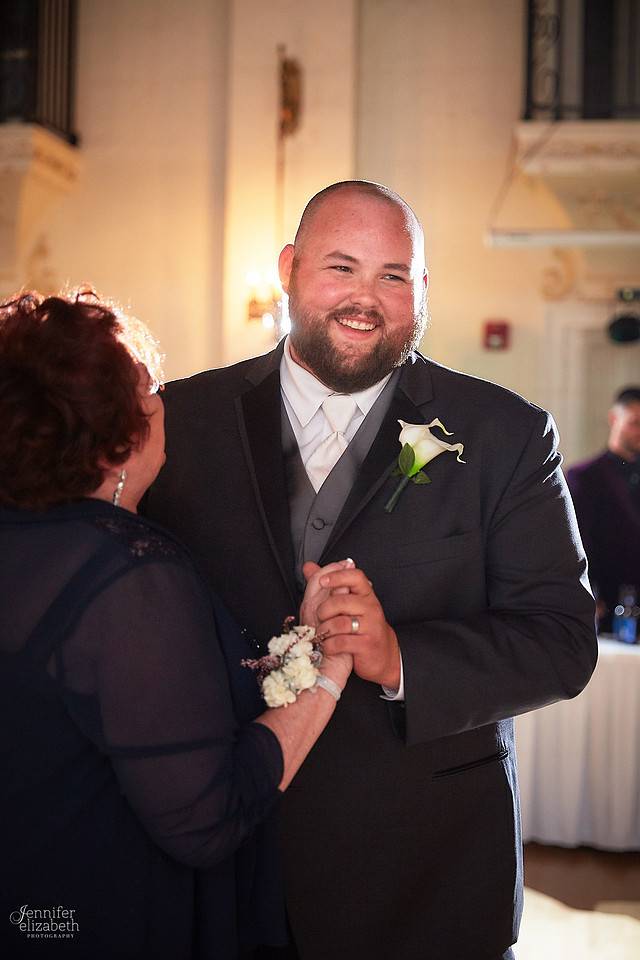 Megan & Rich's Fall Cleveland Wedding in Willoughby and The Flats
