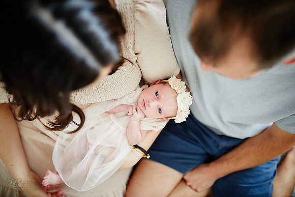 Madilyn: Lifestyle Newborn Session in Avon