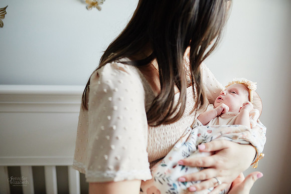 Madilyn: Lifestyle Newborn Session in Avon
