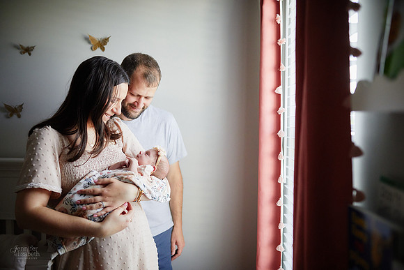 Madilyn: Lifestyle Newborn Session in Avon