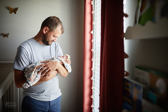 Madilyn: Lifestyle Newborn Session in Avon