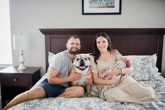 Madilyn: Lifestyle Newborn Session in Avon