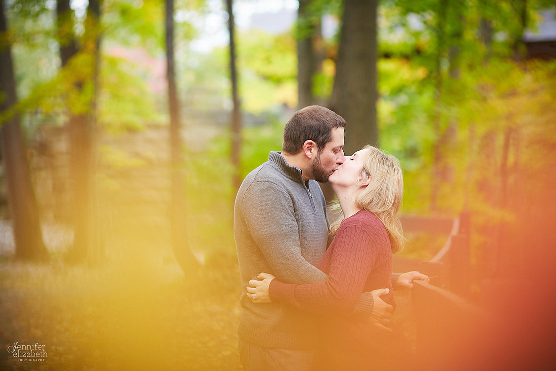 Laura & Matt: Engagement Session at Fortier Park