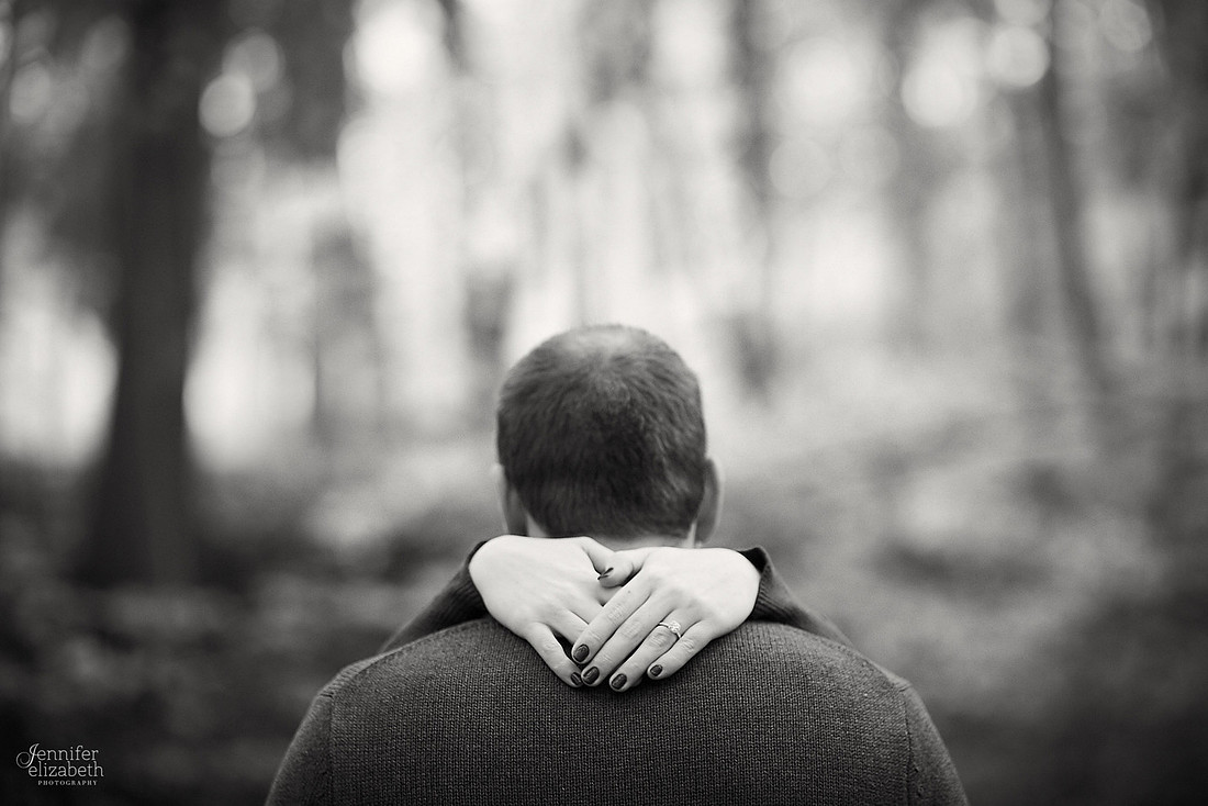 Laura & Matt: Engagement Session at Fortier Park