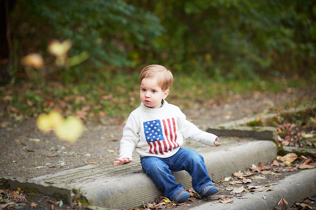 The M Family's Portrait Session at Horseshoe Lake in Shaker Heights