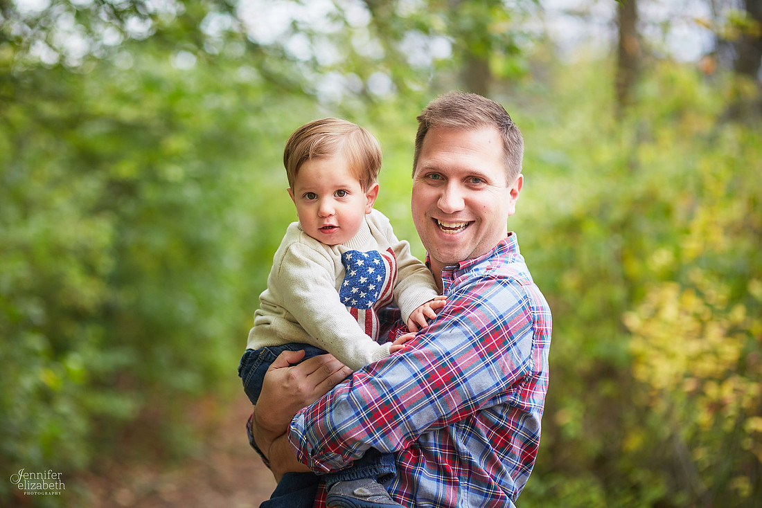 The M Family's Portrait Session at Horseshoe Lake in Shaker Heights