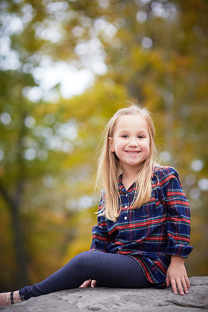 The M Family's Portrait Session at Horseshoe Lake in Shaker Heights