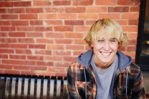 Brendan: Senior Session at Franklin Mills Riveredge Park in Kent