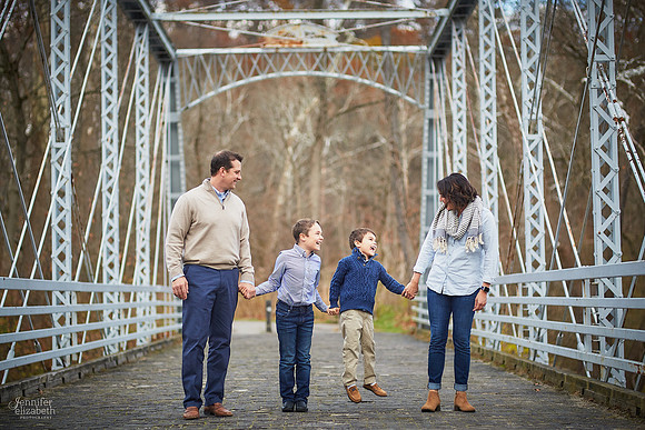 The R Family's Portrait Session in the Brecksville Reservation