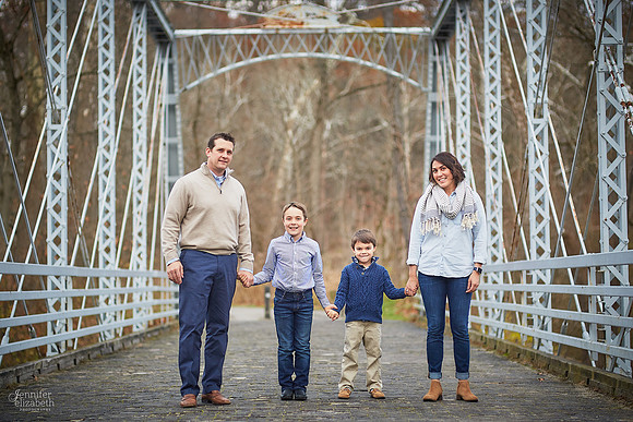The R Family's Portrait Session in the Brecksville Reservation
