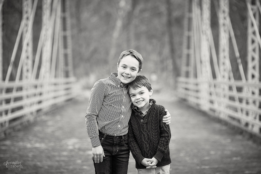 The R Family's Portrait Session in the Brecksville Reservation