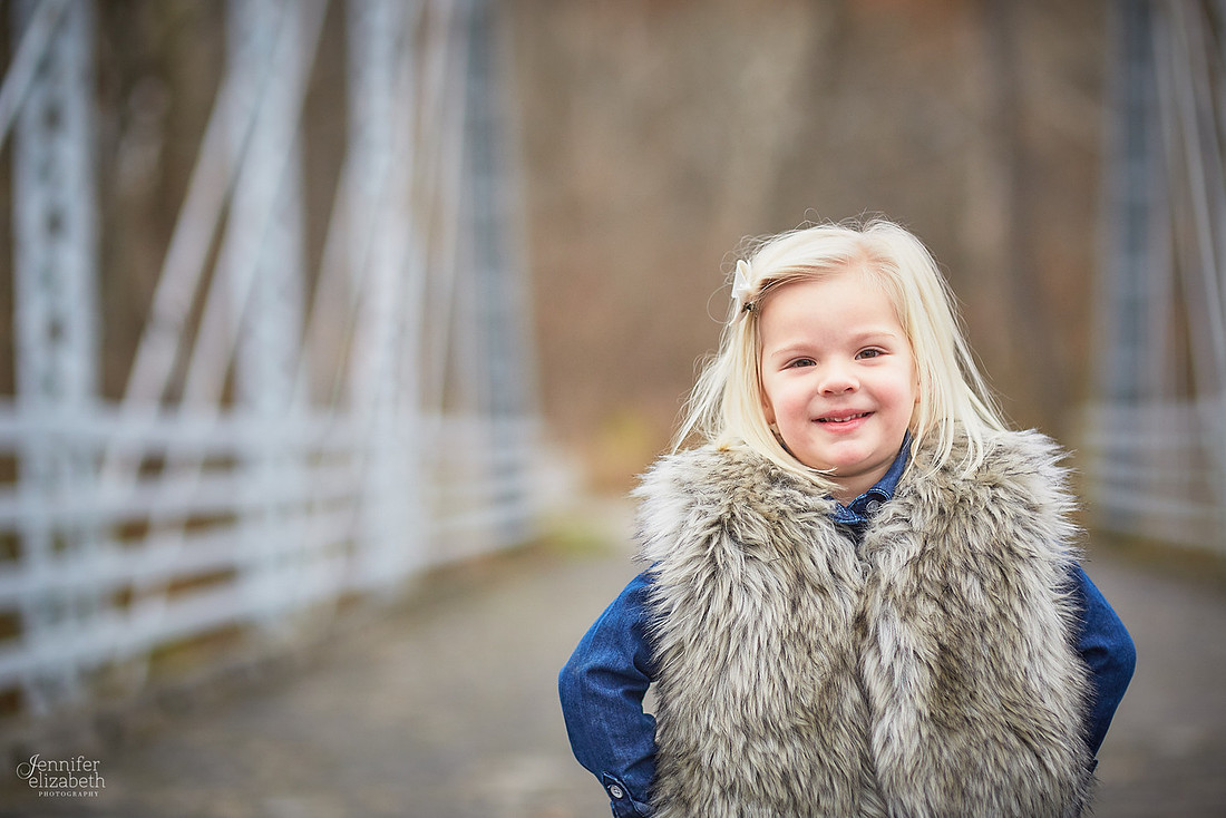 The R Family's Portrait Session in the Brecksville Reservation