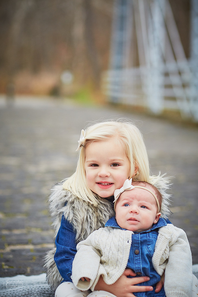 The R Family's Portrait Session in the Brecksville Reservation