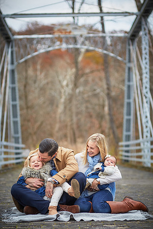 The R Family's Portrait Session in the Brecksville Reservation