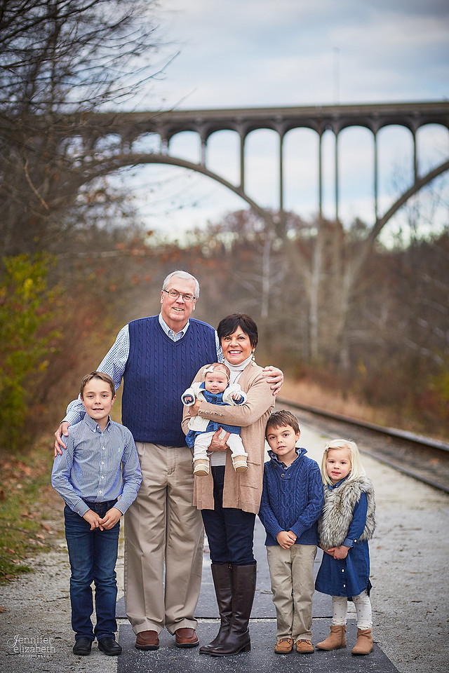 The R Family's Portrait Session in the Brecksville Reservation