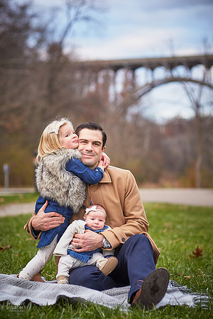The R Family's Portrait Session in the Brecksville Reservation