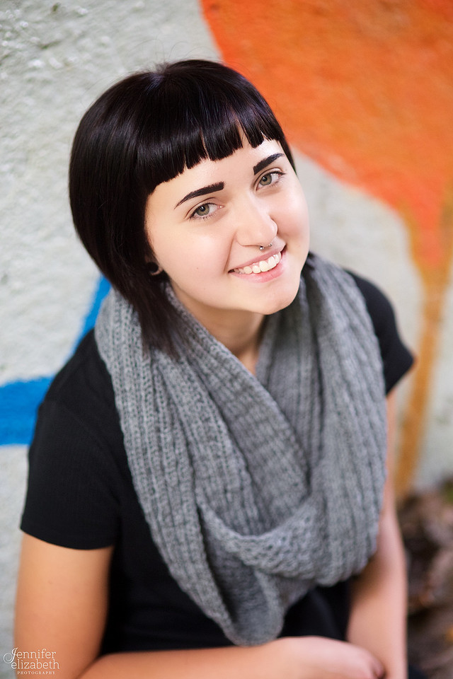 Lindsay: Senior Portrait Session in Columbus, Ohio