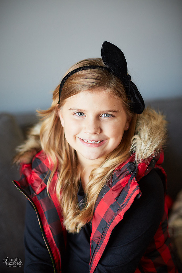 The L Family: Holiday Portrait Session in Granville, Ohio