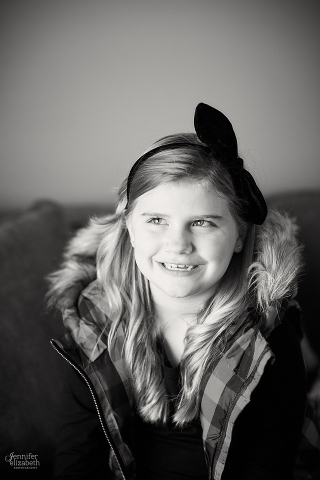 The L Family: Holiday Portrait Session in Granville, Ohio