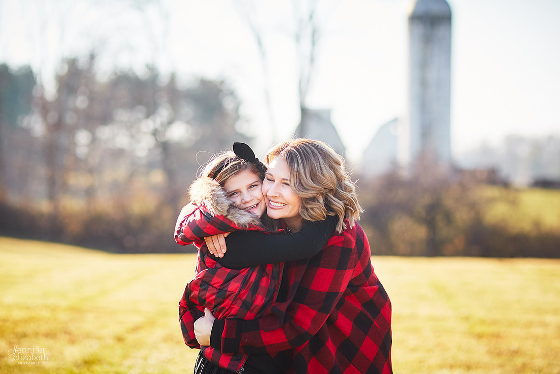 The L Family: Holiday Portrait Session in Granville, Ohio