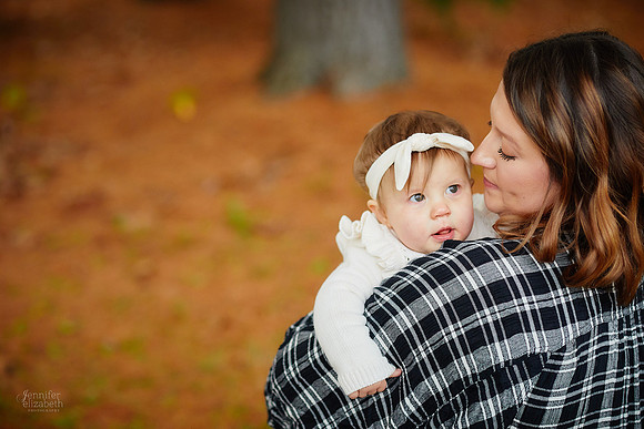 The B Family: Portrait Session at Sugar Pines Farm in Chesterland