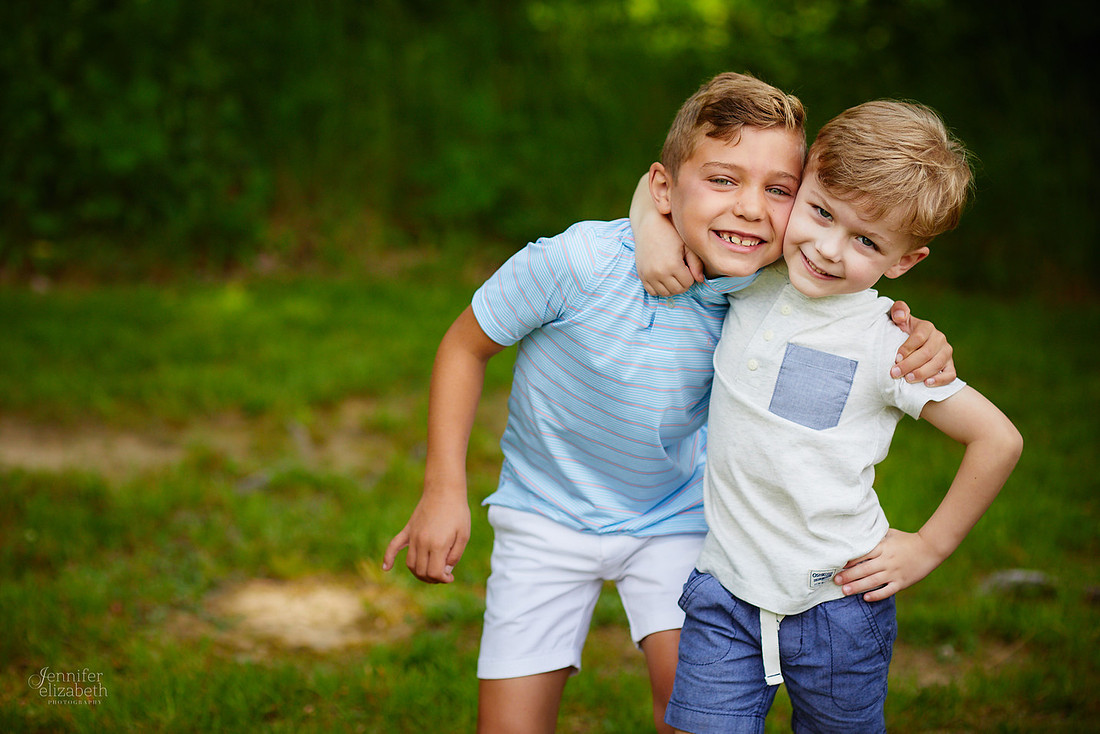 The S Family: Portrait Session at Hudson Springs Park