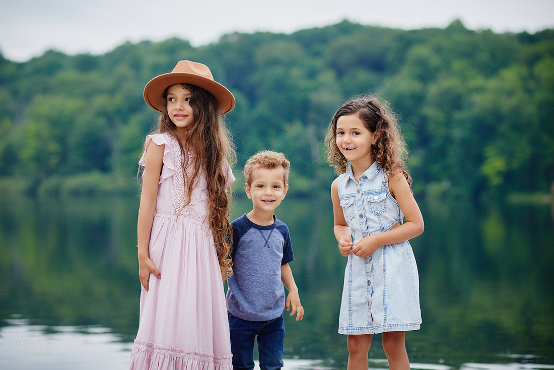 The S Family: Portrait Session at Hudson Springs Park