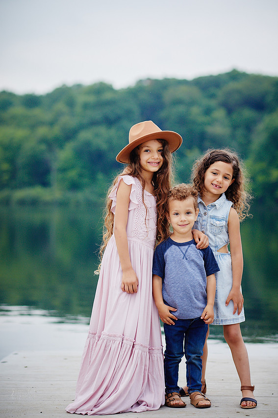 The S Family: Portrait Session at Hudson Springs Park