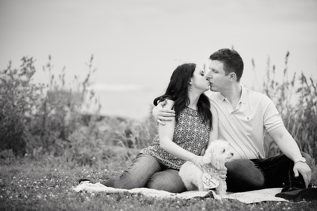 Sophia & Brian: Engagement Session in Downtown Cleveland and Edgewater Beach