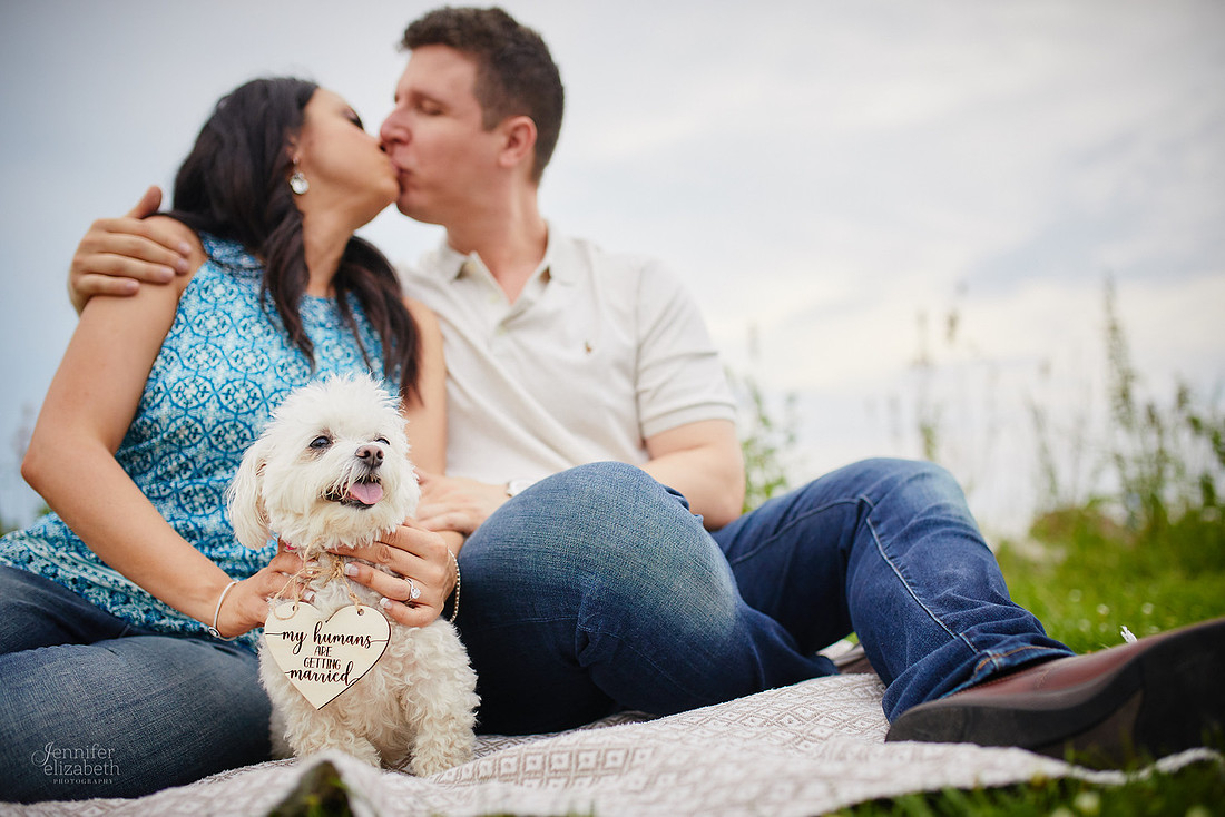 Sophia & Brian: Engagement Session in Downtown Cleveland and Edgewater Beach
