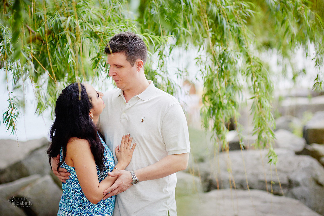 Sophia & Brian: Engagement Session in Downtown Cleveland and Edgewater Beach