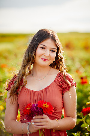 Rachel: Senior Sunflower Session at Ramseyer Farms in Wooster
